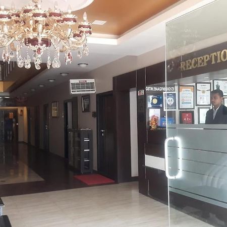 The Grand Krishna Luxury Hotel Chikmagalur Luaran gambar