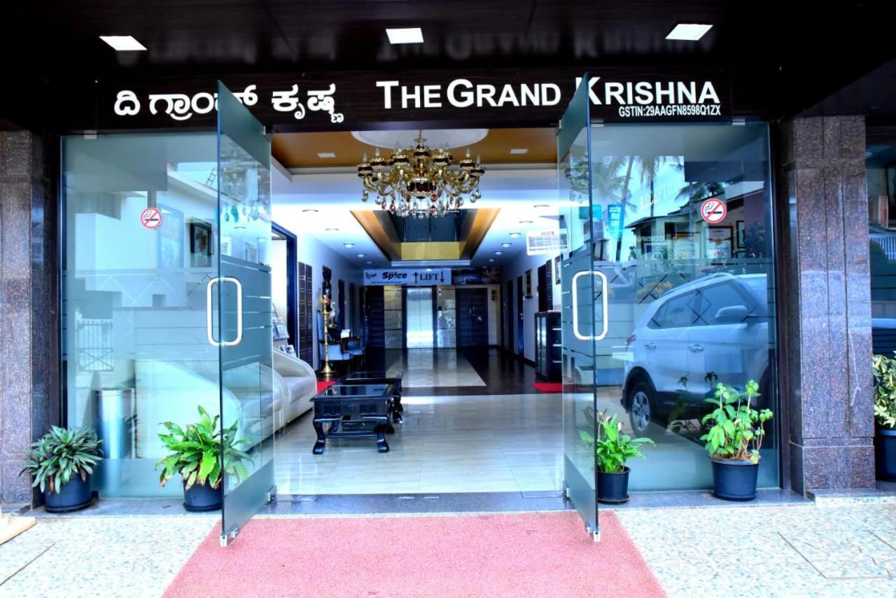 The Grand Krishna Luxury Hotel Chikmagalur Luaran gambar