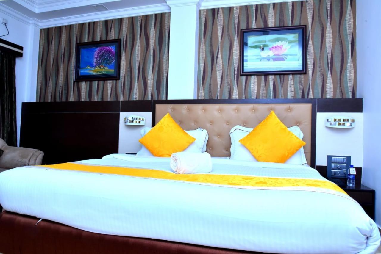 The Grand Krishna Luxury Hotel Chikmagalur Luaran gambar